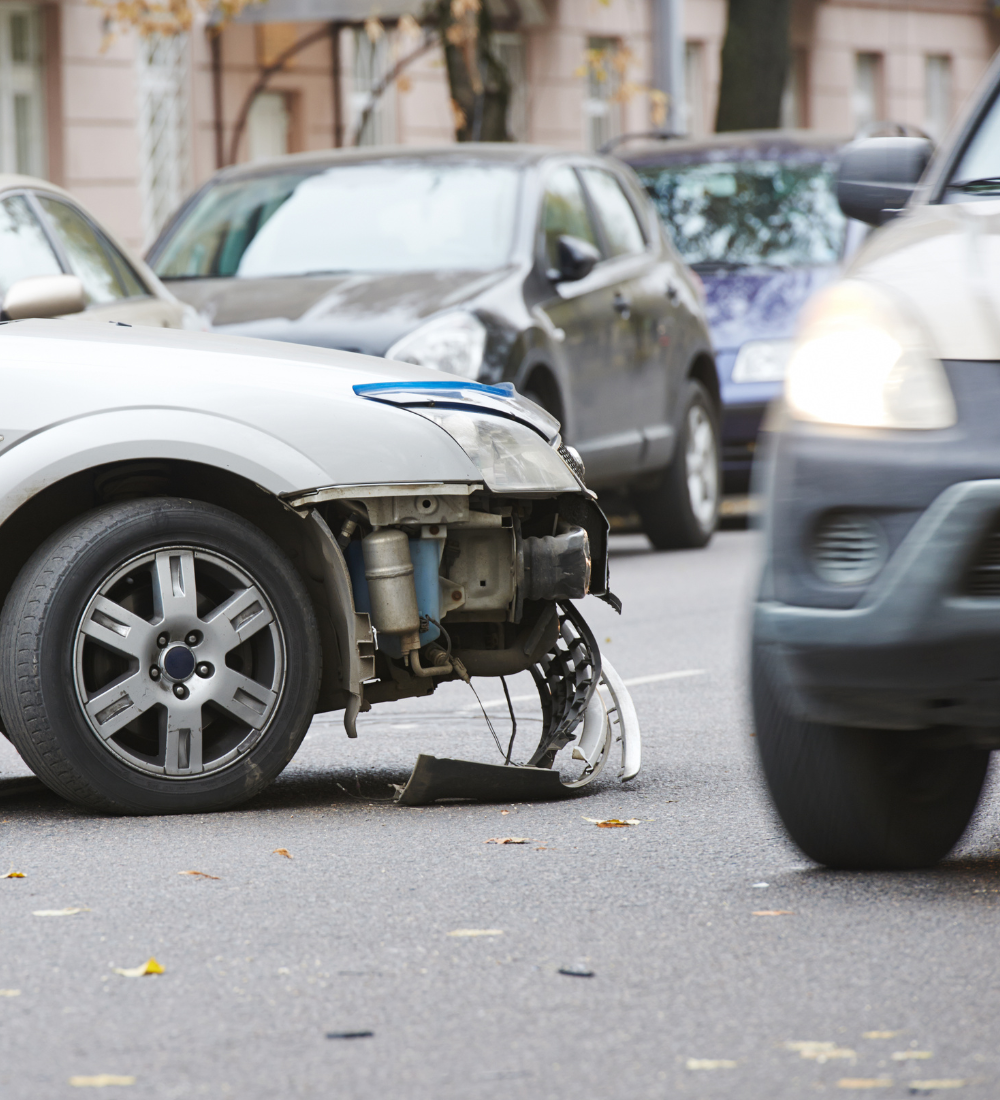 2 We Repair Damaged Car